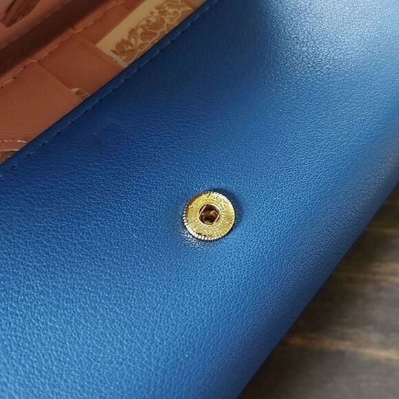 BNIB Dunxilu blue leather rhinestone detail clutch wallet - Picture 12 of 14